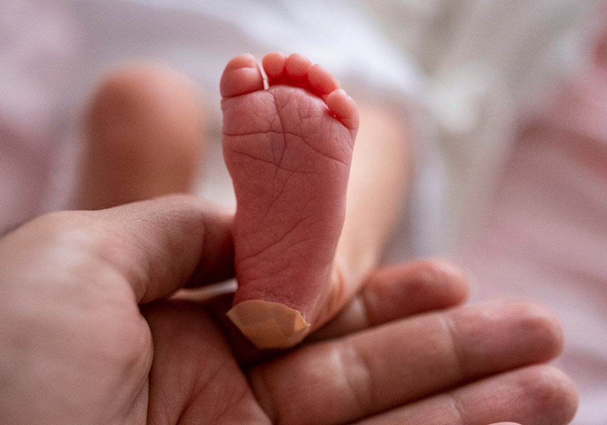 Newborn heel prick test for genetic screening